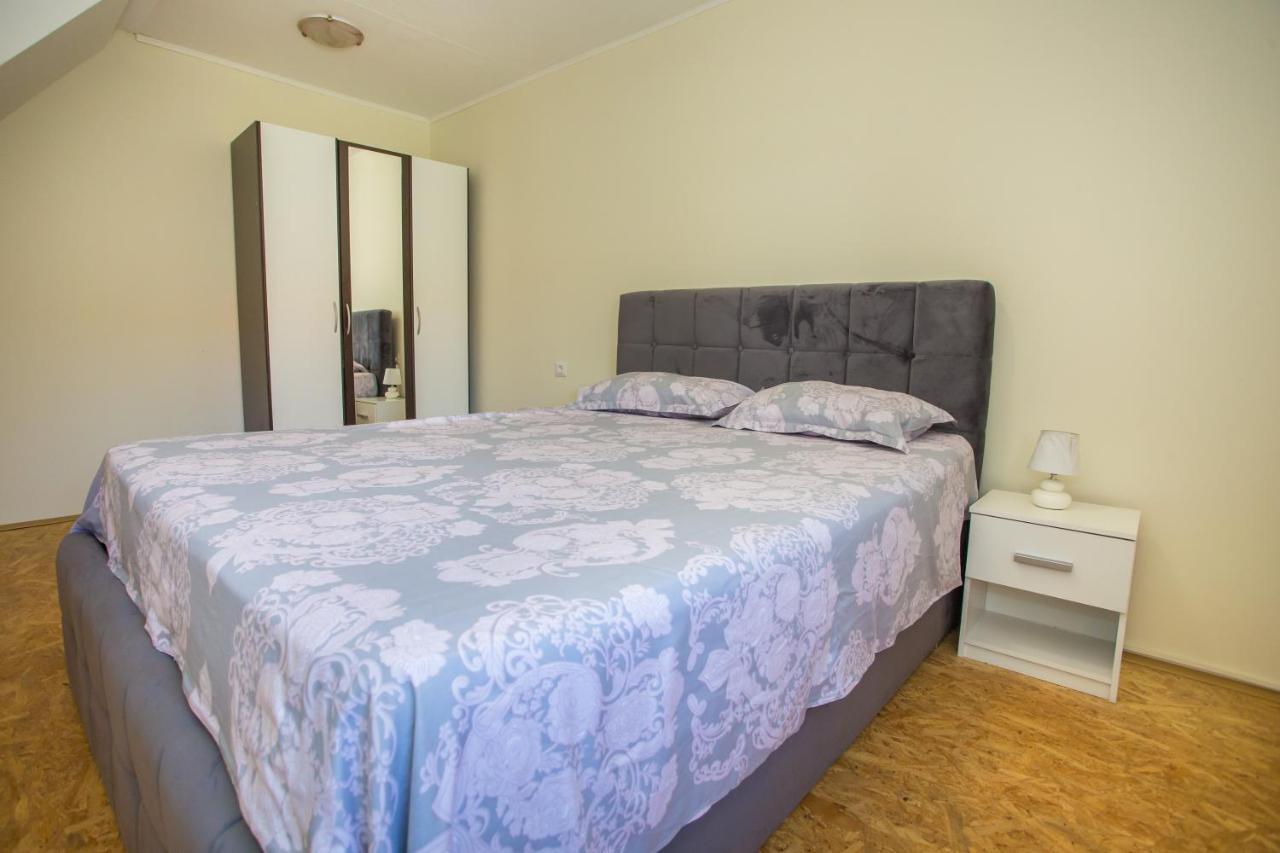 Ema-Dany Apartment Porec Exterior photo